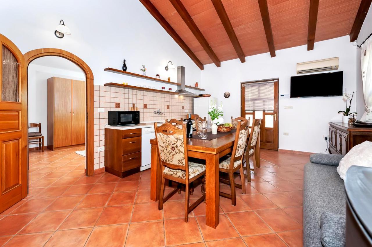 Apartamento House Ulika Bale Exterior foto